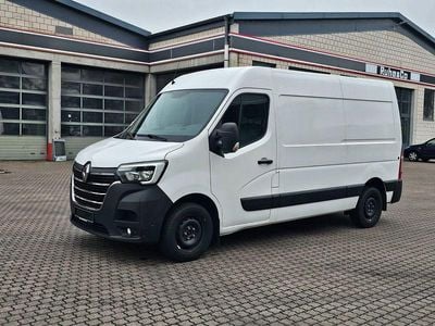 Gebraucht Renault Master Komfort 179 PS (131 kW) 2022 Weiß Van / Kleinbus