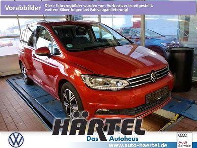 Gebraucht VW Touran Highline 150 PS (110 kW) 2021 Kings red, metallic Van / Kleinbus