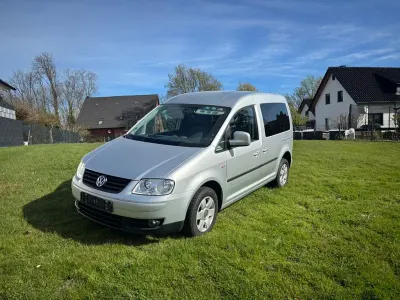 Begagnad VW Caddy Life 80 HK (58 kW) 2009 Silver Minibuss