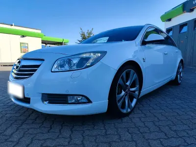 Gebraucht Opel Insignia OPC 195 PS (143 kW) 2012 Weiß Kombi