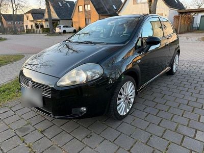 Gebraucht Fiat Punto 95 PS (69 kW) 2009 Schwarz Kleinwagen