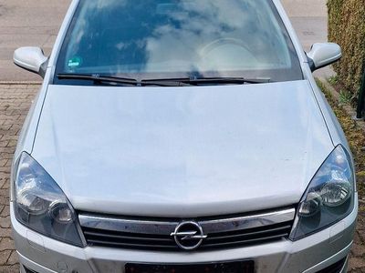Gebraucht Opel Astra 105 PS (77 kW) 2004 Silber Limousine