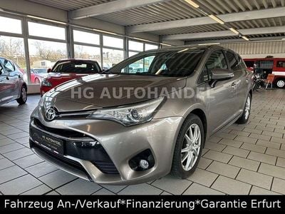 Gebraucht Toyota Avensis Edition-S 147 PS (108 kW) 2015 Grau Limousine