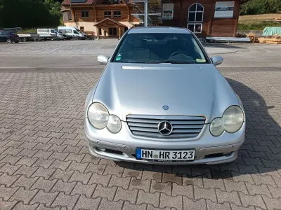 Gebraucht Mercedes CLC200 163 PS (119 kW) 2002 Silber Coupé