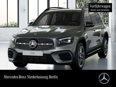 Mercedes GLB220
