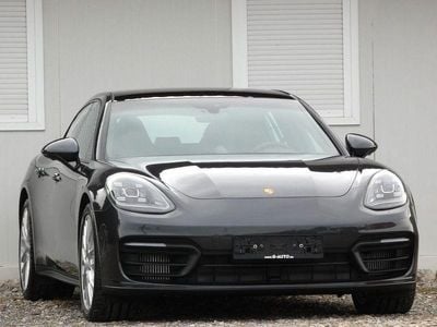 Porsche Panamera 4