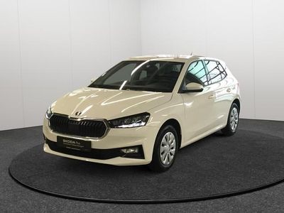 Gebraucht Skoda Fabia Essence 80 PS (58 kW) 2024 Candyweiss Kleinwagen