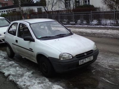 Gebraucht Opel Corsa 60 PS (44 kW) 1993 Weiß Limousine