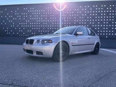 Second-hand BMW 316 M Sport 116 CP (85 kW) 2003 Argintiu Coupe