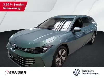 Gebraucht VW Passat Business 150 PS (110 kW) 2025 Maripositgrün Kombi