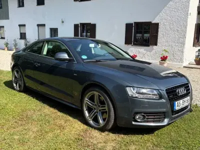 Gebraucht Audi A5 Sport 239 PS (175 kW) 2009 Grau Coupé