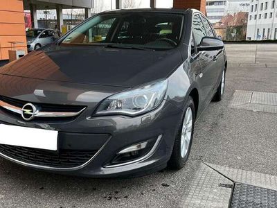 gebraucht Opel Astra 1.4 Turbo Exklusiv 103kW Automatik