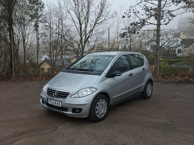Gebraucht Mercedes A150 Classic 95 PS (69 kW) 2005 Silber Van / Kleinbus