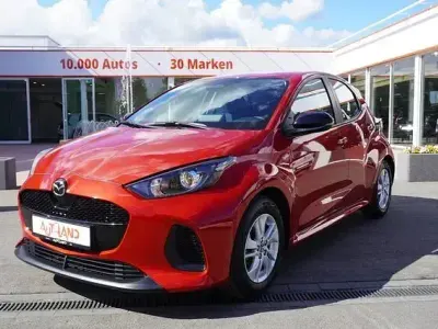 Używany Mazda 2 Center-Line 116 KM (85 kW) 2024 Czerwony Hatchback