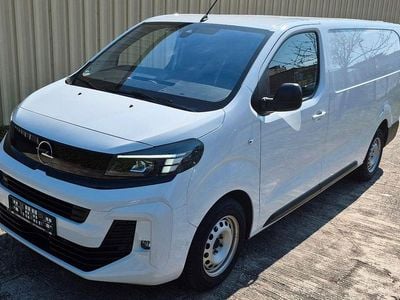 Gebraucht Opel Vivaro 144 PS (105 kW) 2024 Weiß Van / Kleinbus