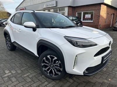 Neu Toyota Yaris Cross 131 PS (96 kW) 2025 Schneeweiß SUV