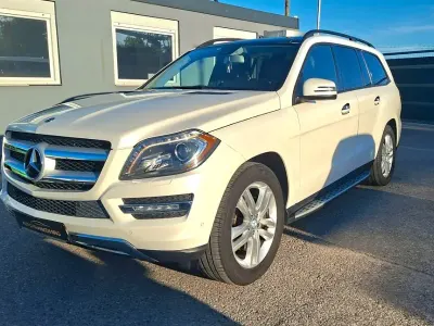 Gebraucht Mercedes GL350 258 PS (189 kW) 2015 Diamantweiss SUV
