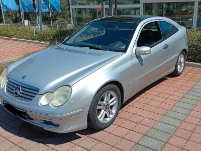 Gebraucht Mercedes CL200 163 PS (119 kW) 2003 Silber Coupé