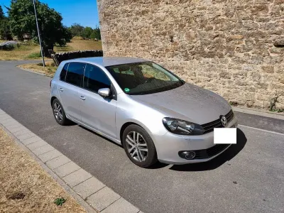 Gebraucht VW Golf VI Comfortline 102 PS (75 kW) 2009 Silber Limousine