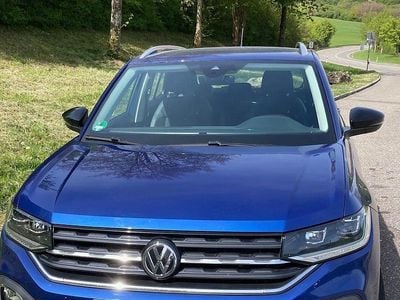 Second-hand VW T-Cross Style 150 CP (110 kW) 2020 Albastru SUV
