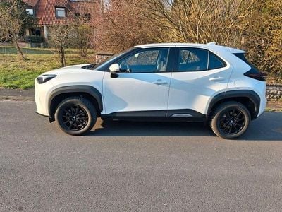 Gebraucht Toyota Yaris Cross Comfort 116 PS (85 kW) 2023 Weiß SUV