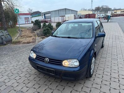 Gebraucht VW Golf IV Edition 75 PS (55 kW) 2001 Blau Limousine