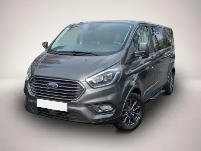 Gebraucht Ford Tourneo Custom Titanium 131 PS (96 kW) 2019 Manufacturer Van