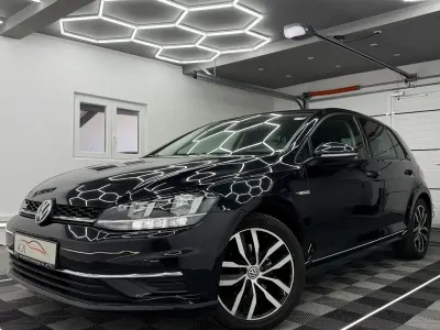 Gebraucht VW Golf VII IQ Drive 131 PS (96 kW) 2019 Schwarz Limousine