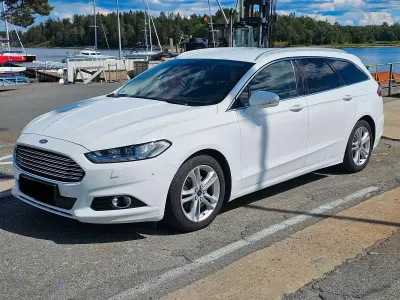 Gebraucht Ford Mondeo Titanium 120 PS (88 kW) 2017 Weiß Kombi