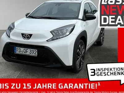 Gebraucht Toyota Aygo X Business Edition 72 PS (52 kW) 2025 Weiß SUV