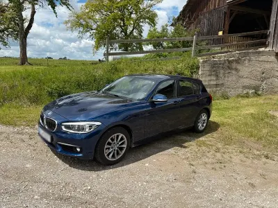 Gebraucht BMW 120 Advantage 184 PS (135 kW) 2017 Blau Kleinwagen