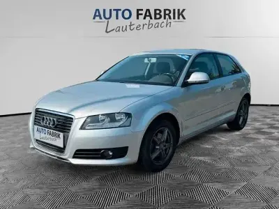 Gebraucht Audi A3 Attraction 125 PS (91 kW) 2009 Silber Kleinwagen