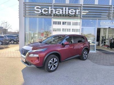 Gebraucht Nissan X-Trail N-Connecta 163 PS (119 kW) 2024 Rot SUV