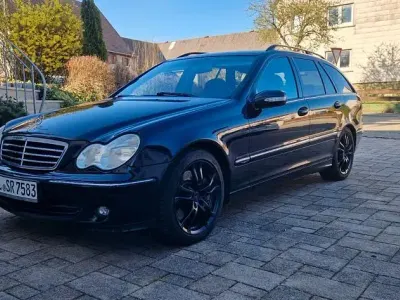 Gebraucht Mercedes 230 203 PS (149 kW) 2006 Schwarz Limousine