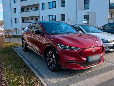 Usata Ford Mustang Mach-E 197 kW (269 CV) 2022 Rosso SUV