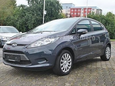Grau metallic Gebraucht 2012 Ford Fiesta Trend Kleinwagen | 9.650 €
