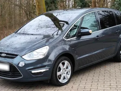 Gebraucht Ford S-MAX Titanium 163 PS (119 kW) 2011 Grau Van / Kleinbus