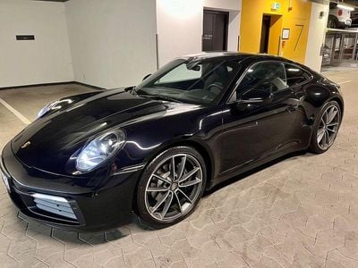 Porsche 911 Carrera