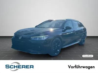 Gebraucht VW Passat Style 150 PS (110 kW) 2025 Schwarz Kombi