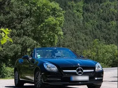 Gebraucht Mercedes SLK200 184 PS (135 kW) 2014 Schwarz Cabrio