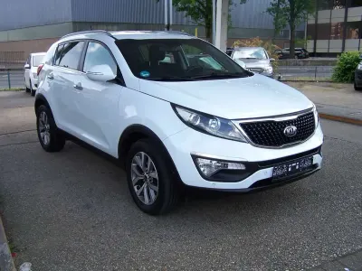 Gebraucht Kia Sportage DREAM-TEAM Edition 135 PS (99 kW) 2015 (wd) cararraweiss SUV