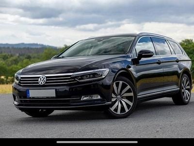 Schwarz Gebraucht 2015 VW Passat Highline Kombi | 16.899 € (Fairer Preis)
