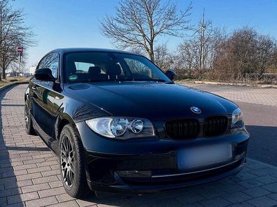 Gebraucht BMW 116 Efficient Dynamics 122 PS (89 kW) 2009 Schwarz Kleinwagen