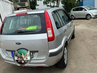 Gebraucht Ford Fusion 90 PS (66 kW) 2008 Silber Kleinwagen