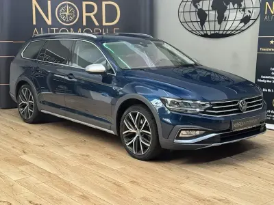 Gebraucht VW Passat Alltrack 200 PS (147 kW) 2023 Aquamarinblau metallic (metallic) Kombi