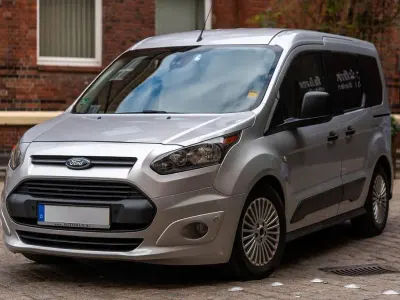 Gebraucht Ford Tourneo Connect 120 PS (88 kW) 2017 Silber Van / Kleinbus