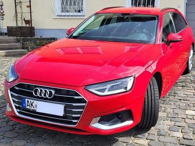 Gebraucht Audi A4 Design 163 PS (119 kW) 2020 Rot Kombi