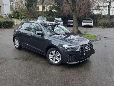 Gebraucht Audi A1 Sportback 116 PS (85 kW) 2019 Grau Kleinwagen