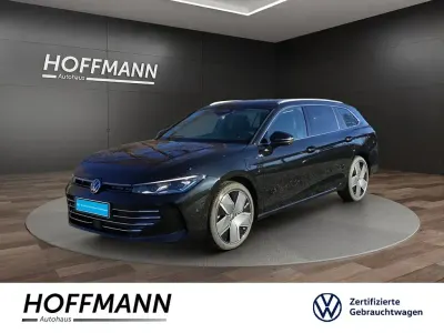 Gebraucht VW Passat Elegance 177 PS (130 kW) 2026 Schwarz Kombi