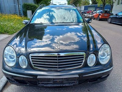 Mercedes E200